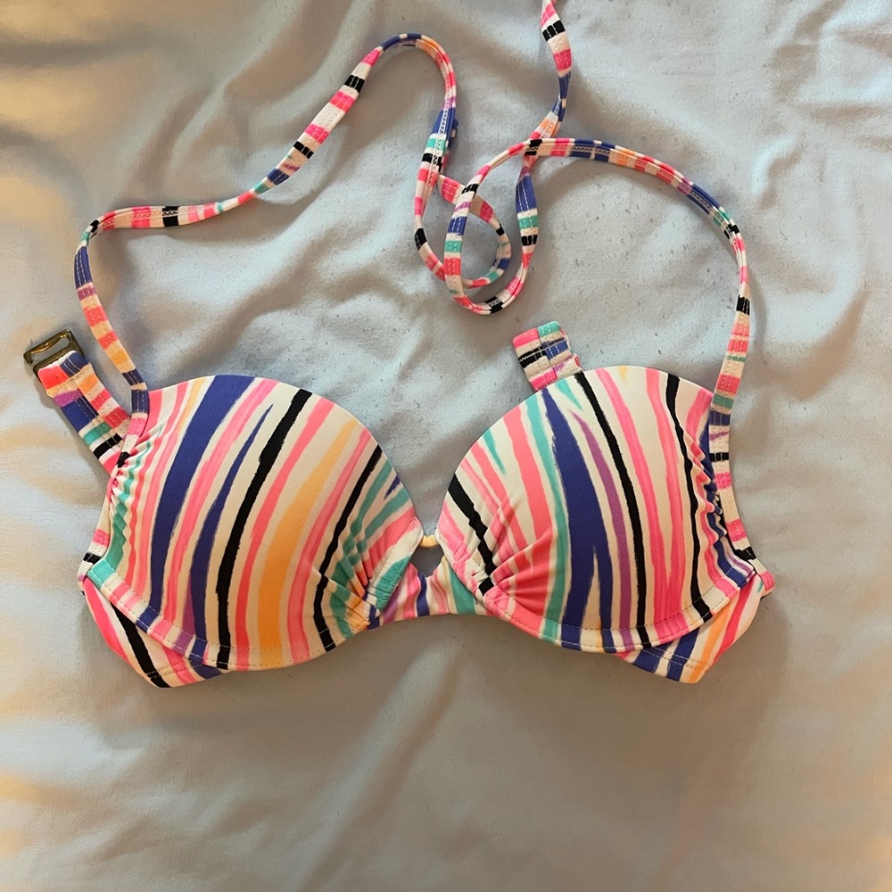 Bathing suit top
